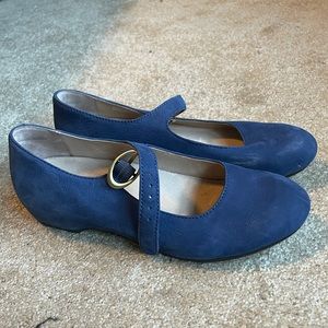 Dansko blue flats